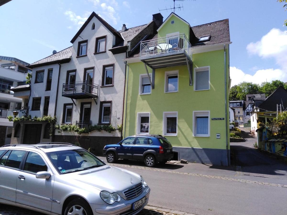 Haus Margarete Apartment Zell an der Mosel Exterior photo
