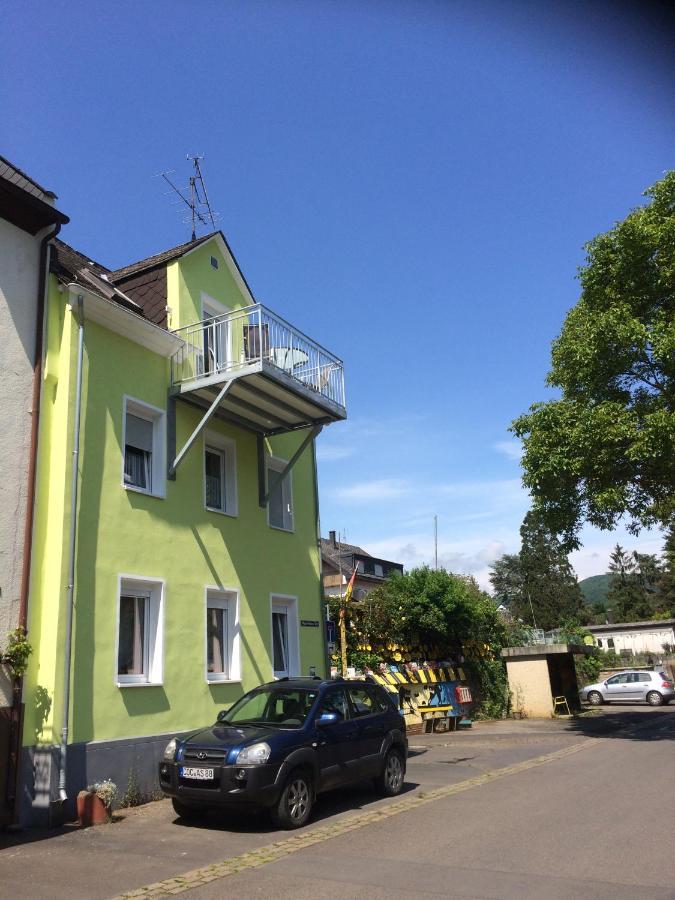 Haus Margarete Apartment Zell an der Mosel Exterior photo